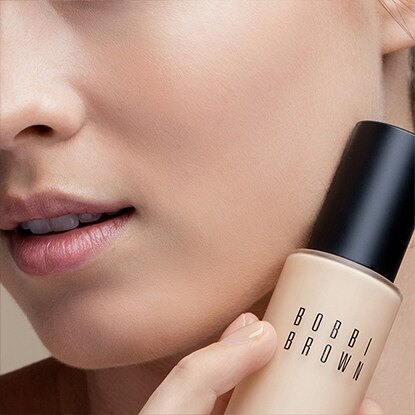 Skin Long-Wear Weightless Foundation SPF 15