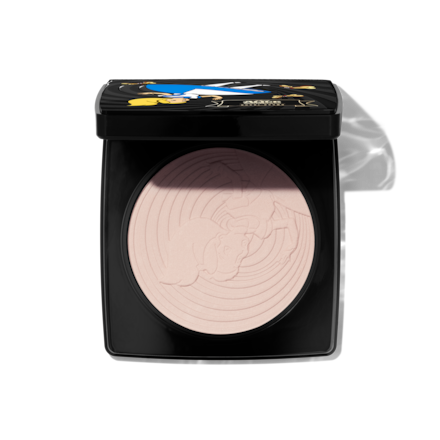 Sheer Finish Pressed Powder / Alice In Wonderland